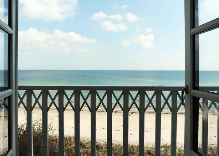 Beachhotel Atmosphere With Stunning Seaview 4* Idestrup
