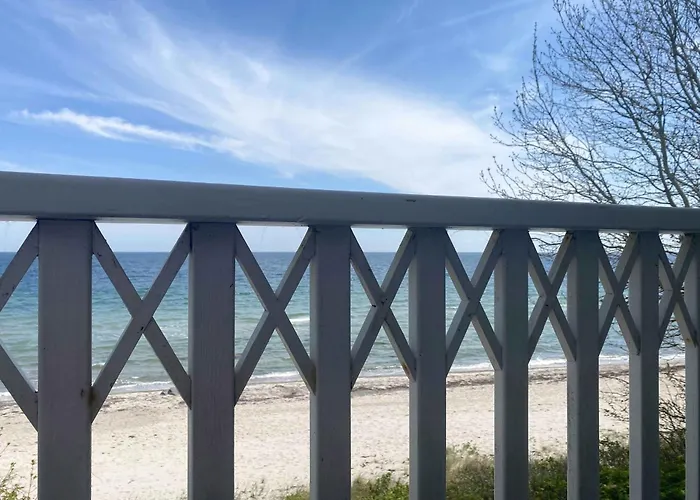 Ferienhaus Beachhotel Atmosphere With Stunning Seaview Idestrup